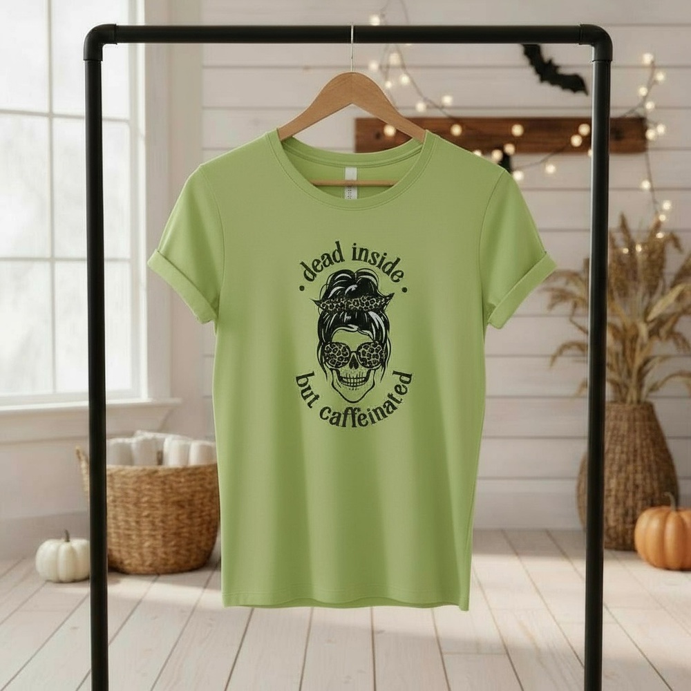 Women’s Halloween Graphic T-Shirt - Green - Size M NWT
